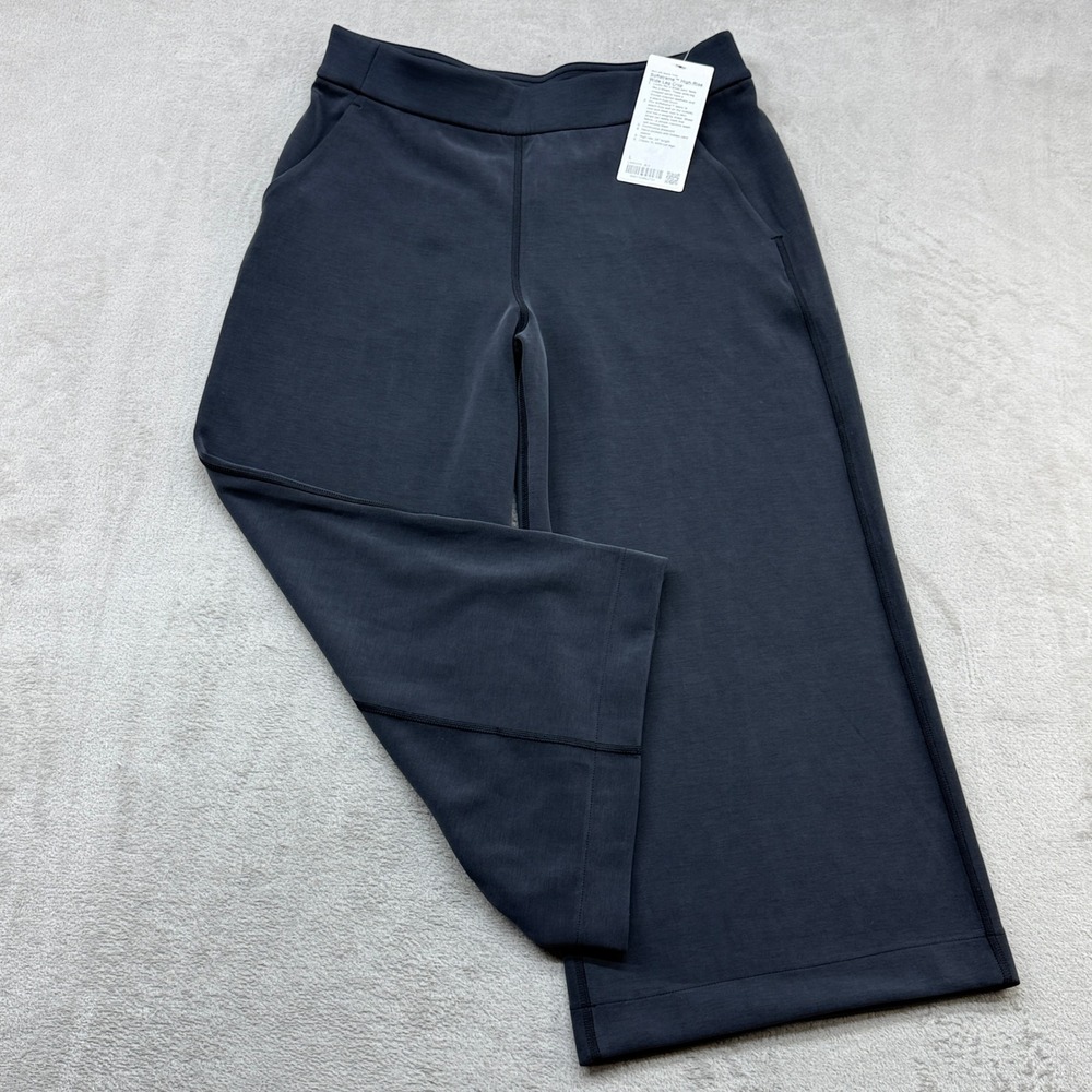 Lululemon Softstream HR Wide Leg Cropped Women Large Black